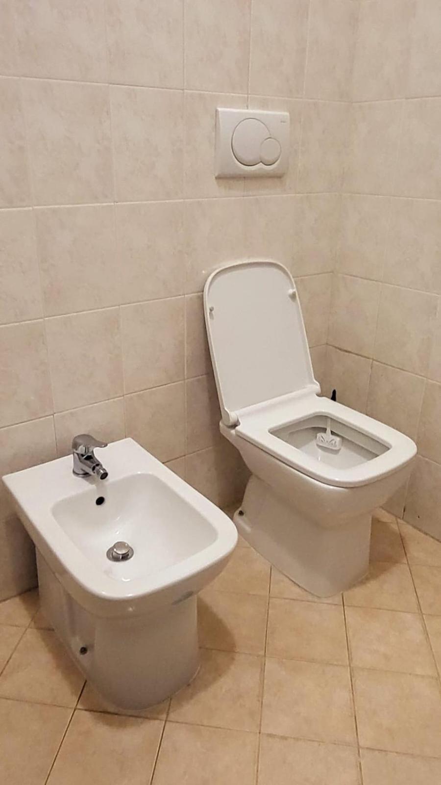 شقة Casa Manzoni نوفارا المظهر الخارجي الصورة